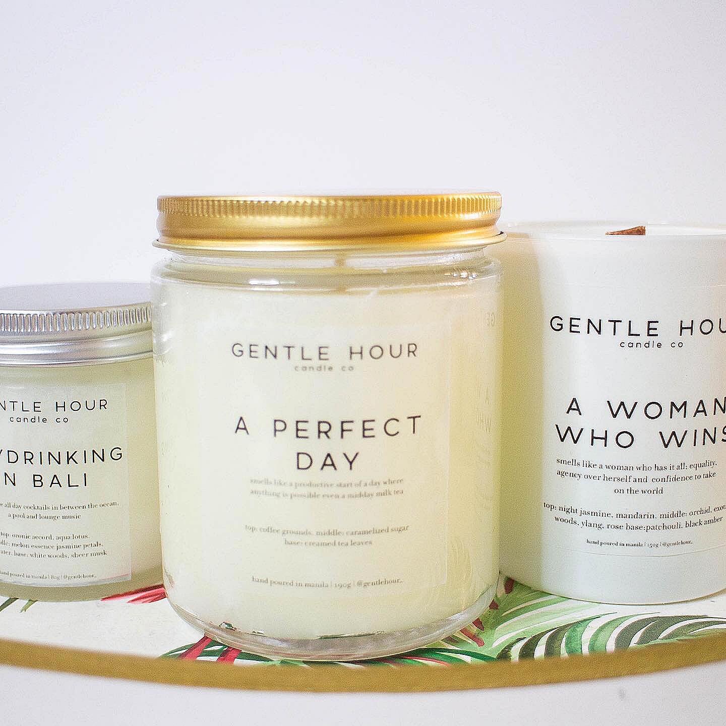 One of the most commonly asked questions we receive is how each size compare with each other. Here it is! From left to right, our 80g jar, in the middle is the 190g jar and on the right is the signature 150g jar 🤍