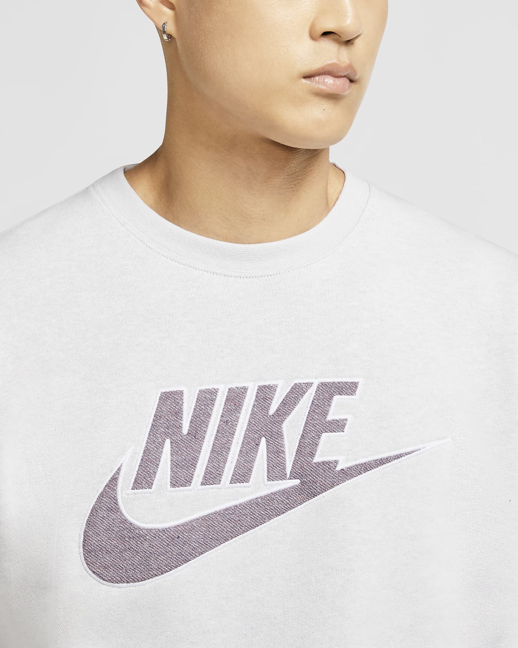 sportswear-mens-crew-pQJZ8X (1).jpg