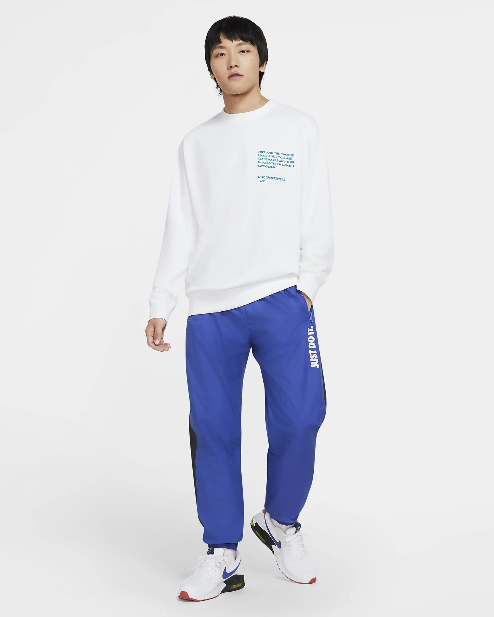 sportswear-swoosh-mens-crew-TxTKW4 (3).jpg