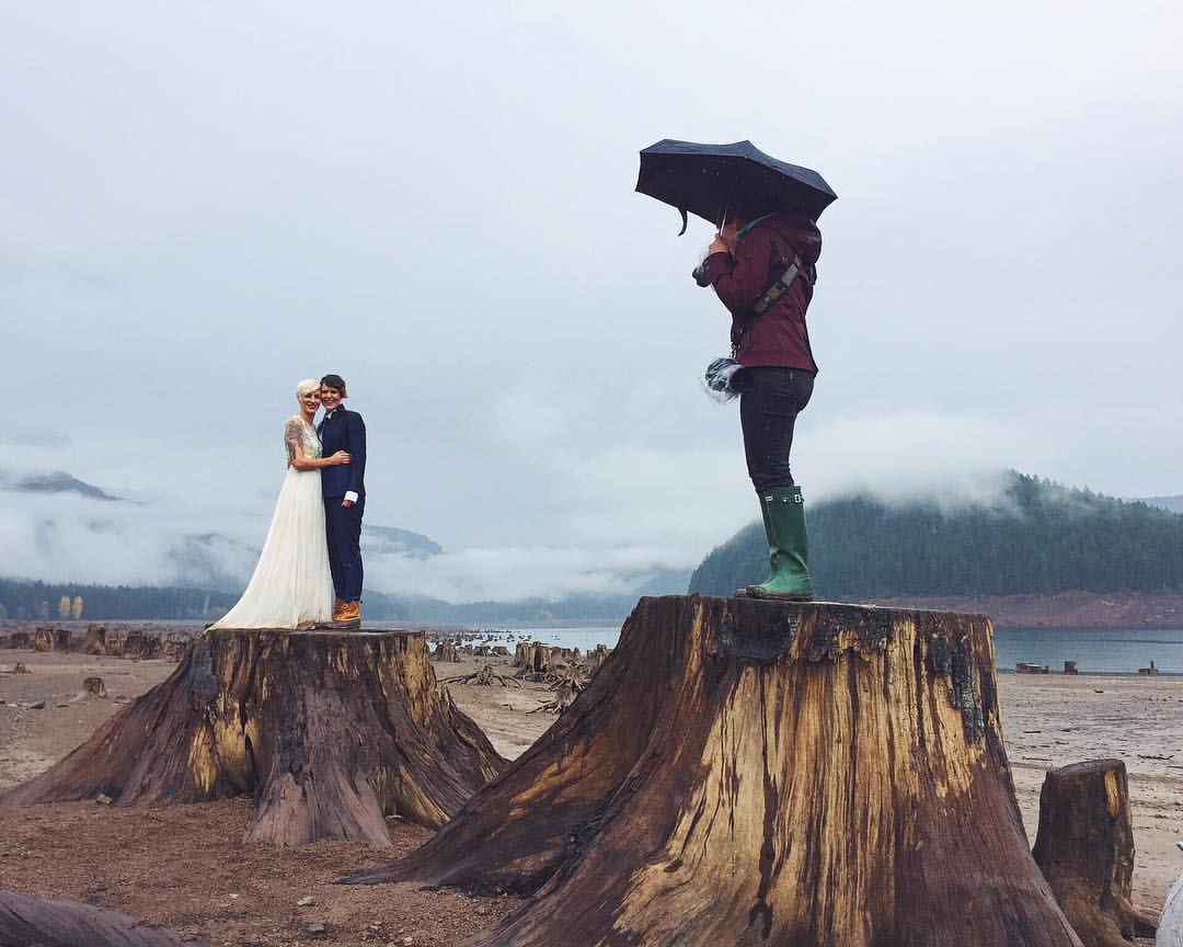 maggie-kirkland-detroit-lake-oregon-travel-adventure-photographer-trash-the-dress-newlyweds.jpg