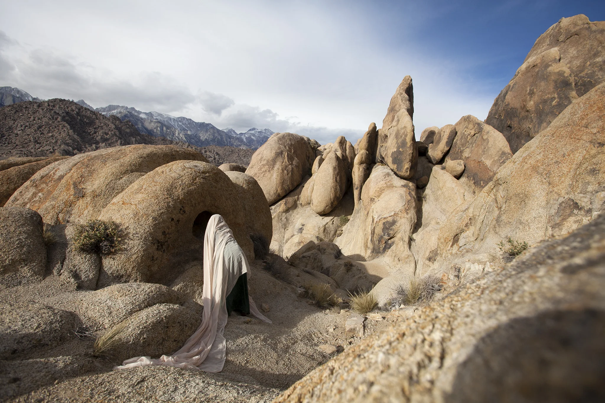 light-white-witch-mysterious-bolders-alabama-hills.jpg