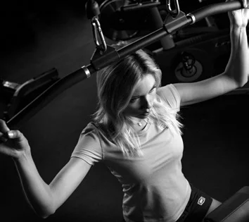 100_FA16_ATHLETIC_CATALOG-6 copy.jpg