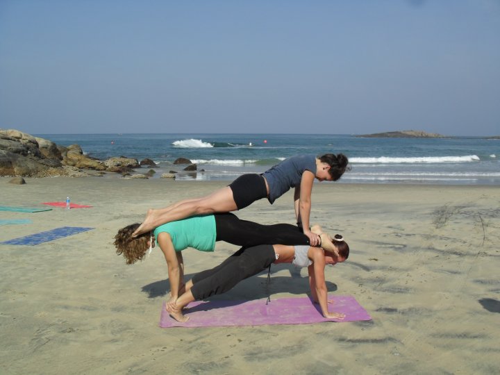 partner yoga 4.jpg