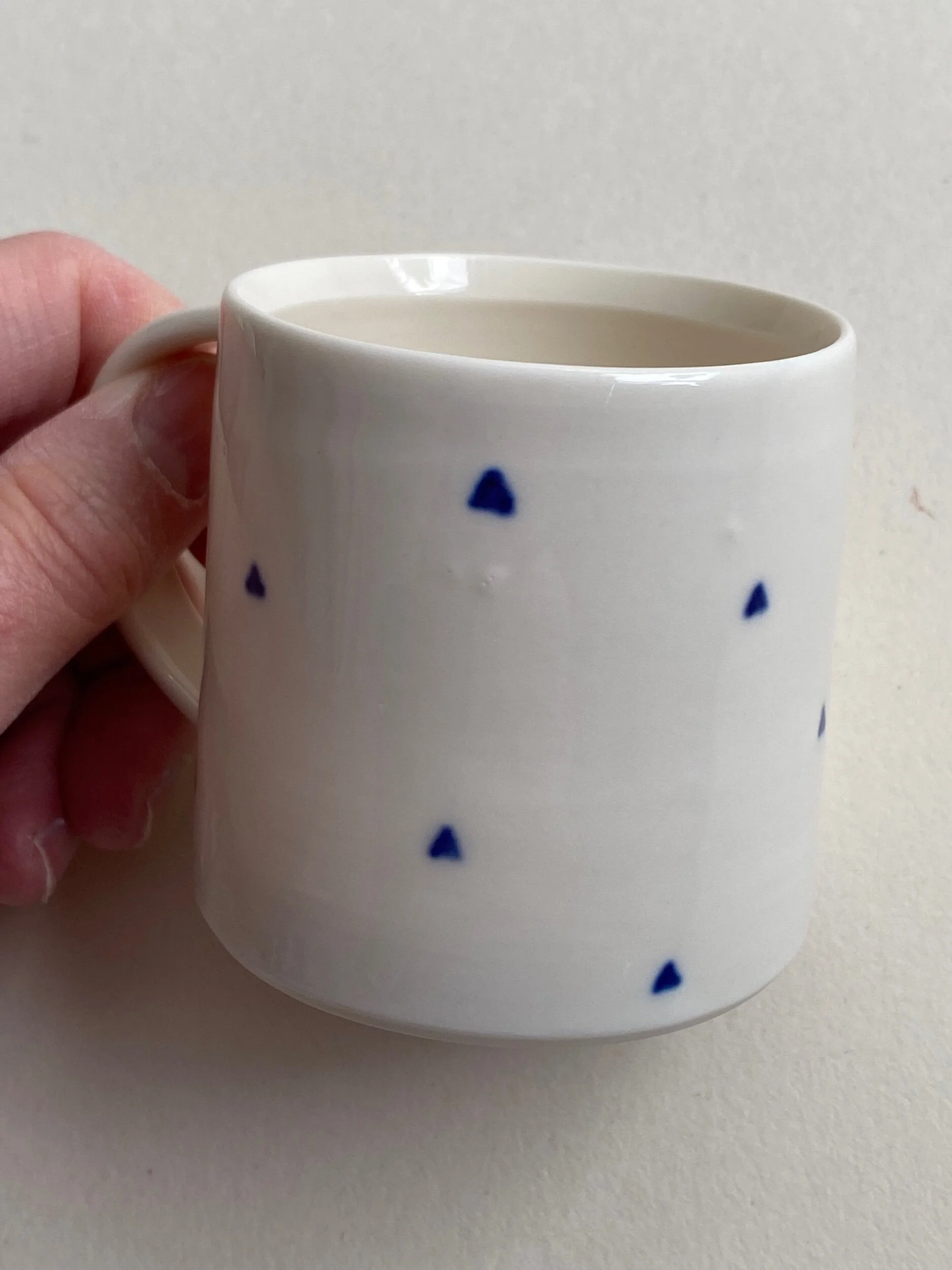 31DB43A3-A777-472B-BF18-01BCF4C8FD25