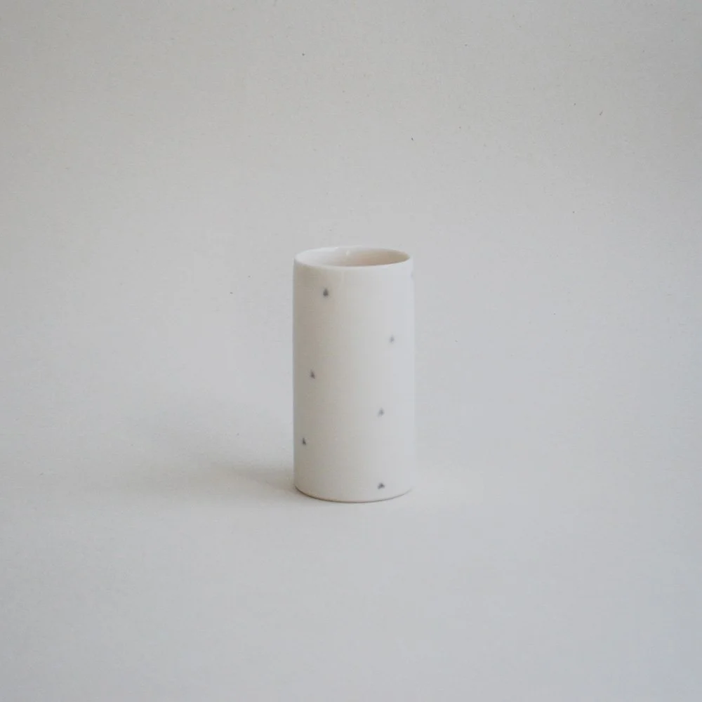 SSS438_mini_tri_little_vase.jpg