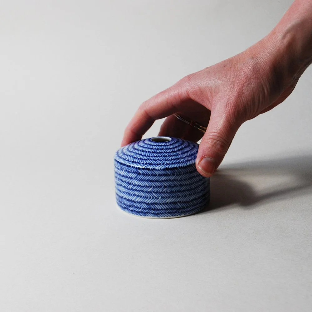 folded_rim_stem_herringbone_B_161224_hand.jpg