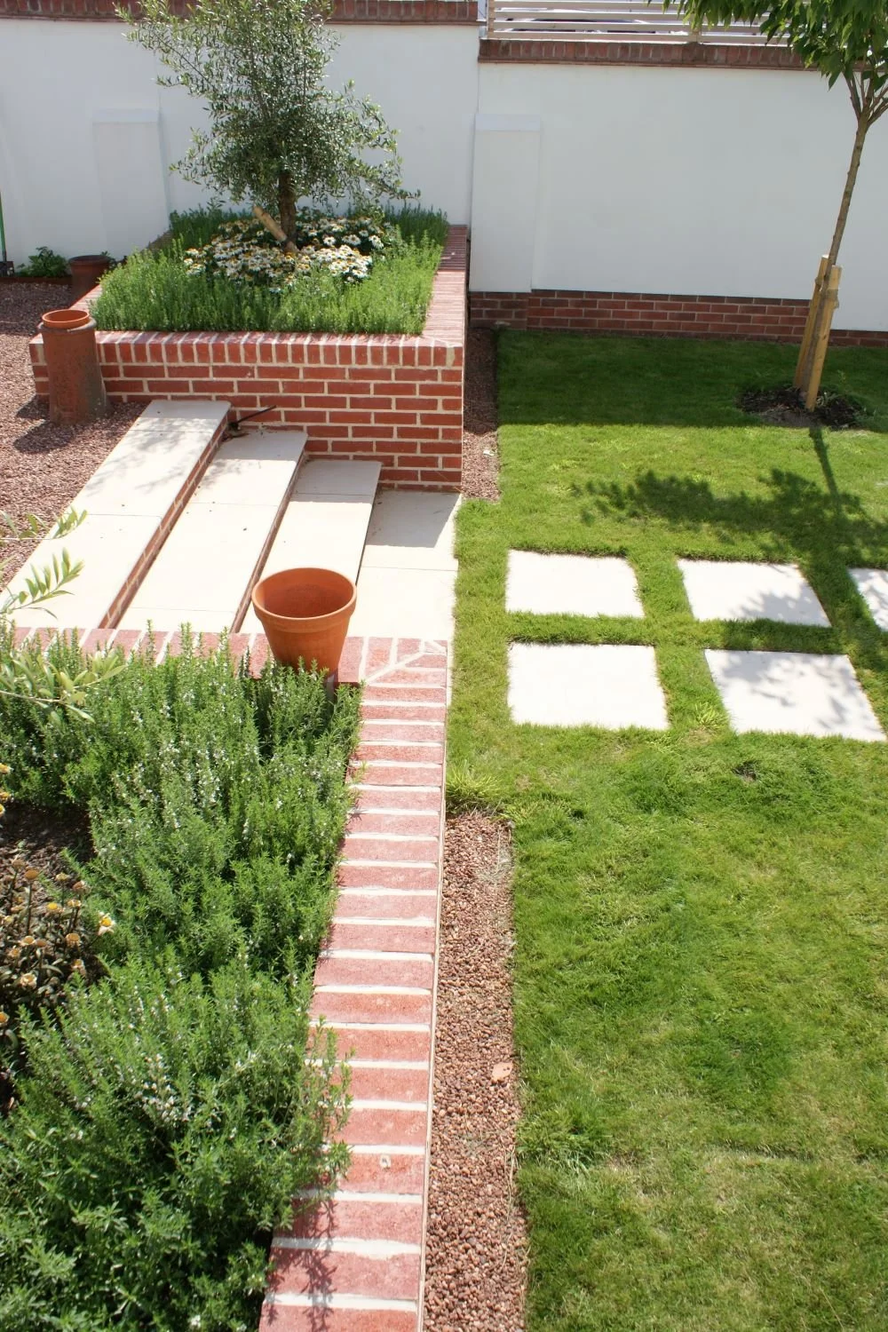 sunny-terraced-garden.jpg