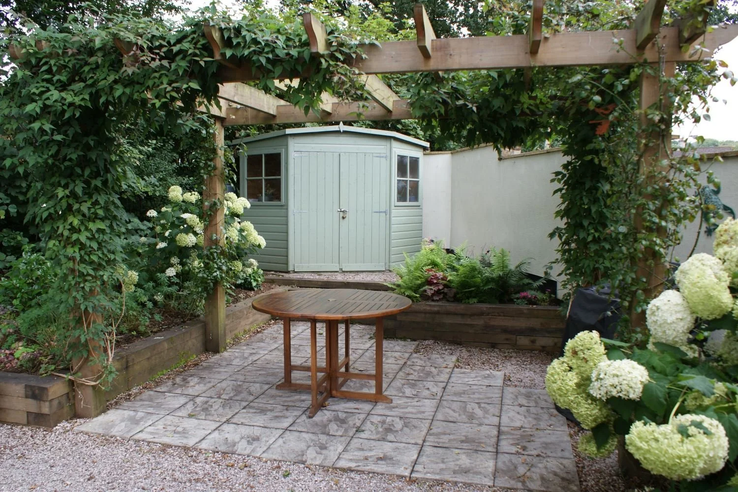 pergola-woodland-garden.JPG