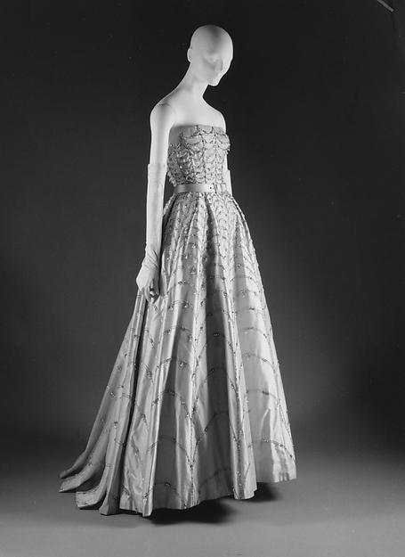 dior1953ballgown.jpg