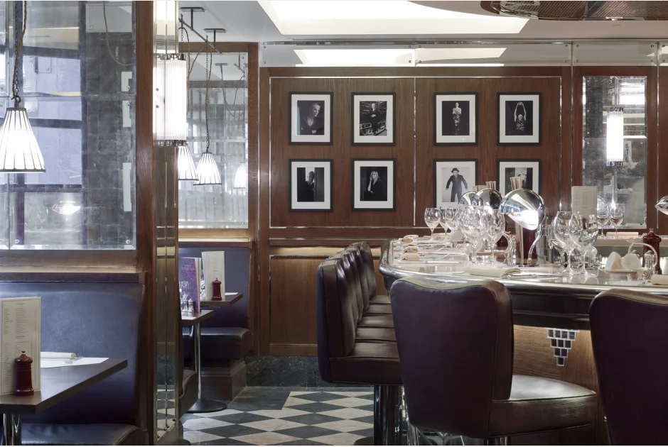 J. Sheekey Oyster Bar via Martin Brudnizki Design Studio .