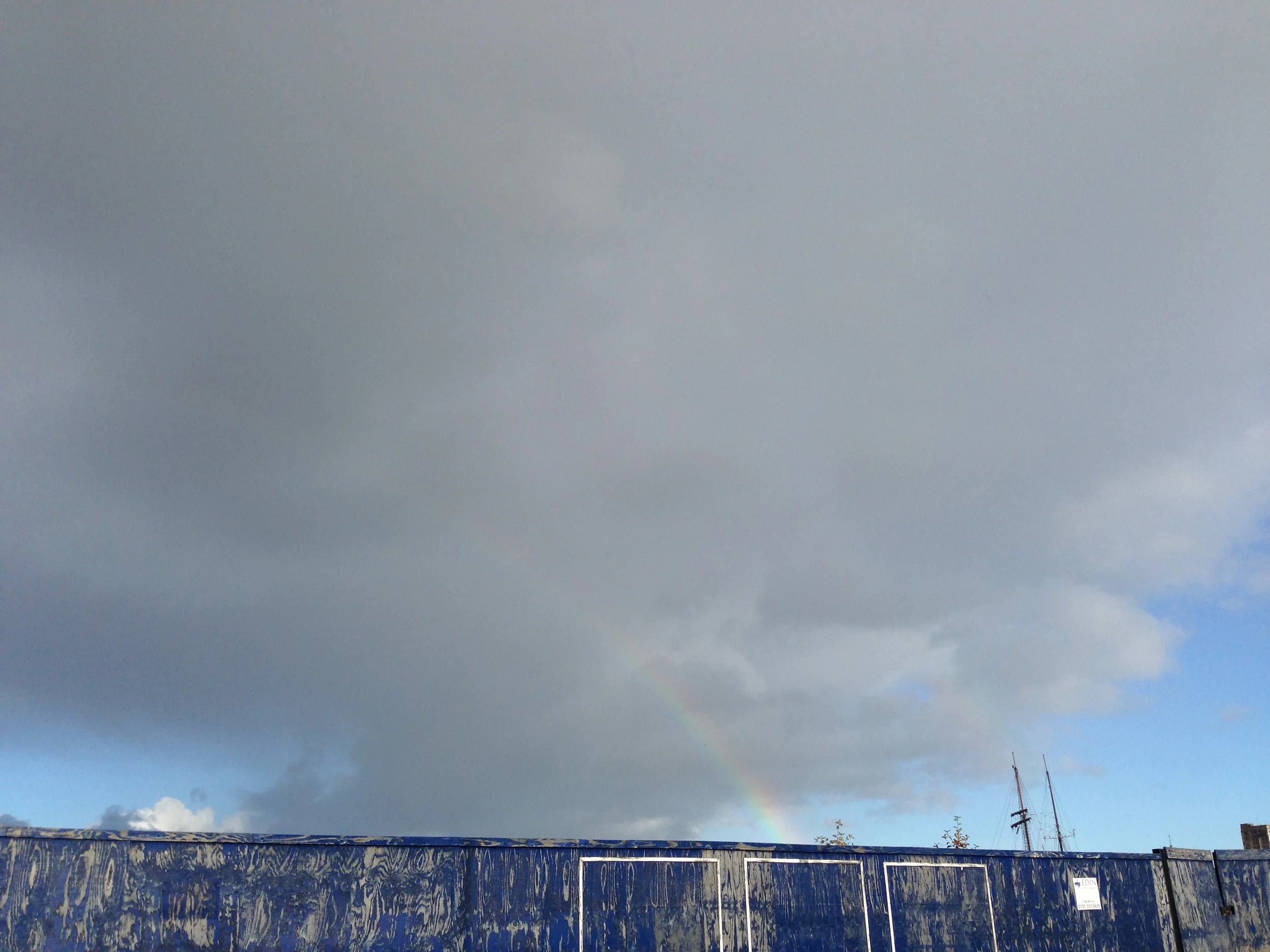 A rainbow over Scotland and my favorite boat in the Leith harbor - Jean de la Lune ...