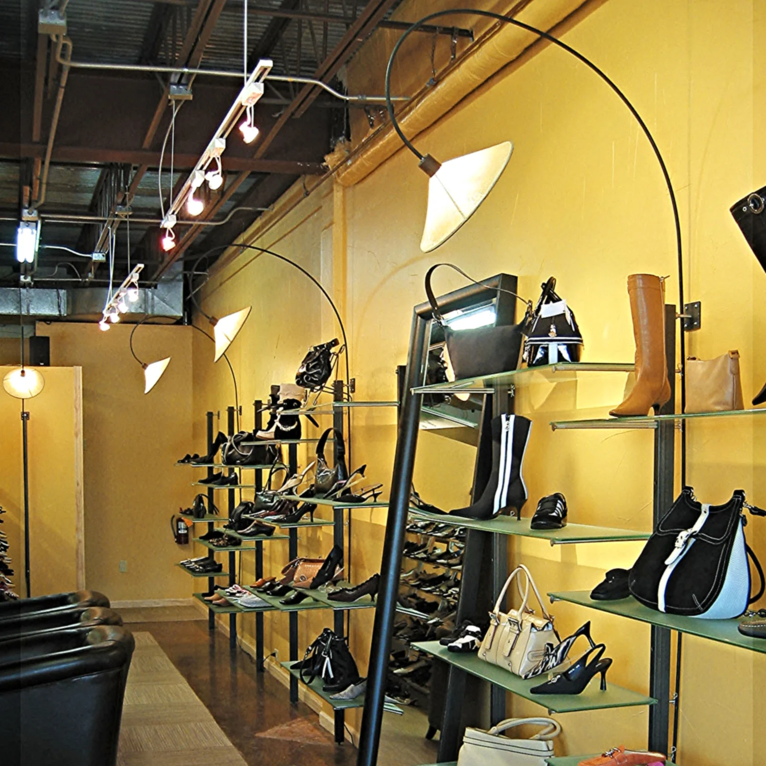 Main & Taylor-02.JPG