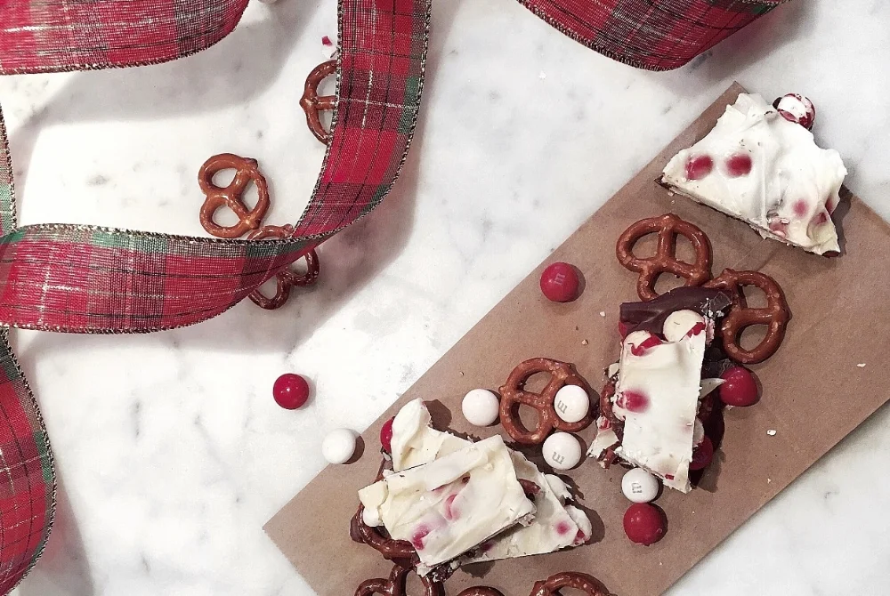 Peppermint Bark Lilies and Lambs Holly Jolly
