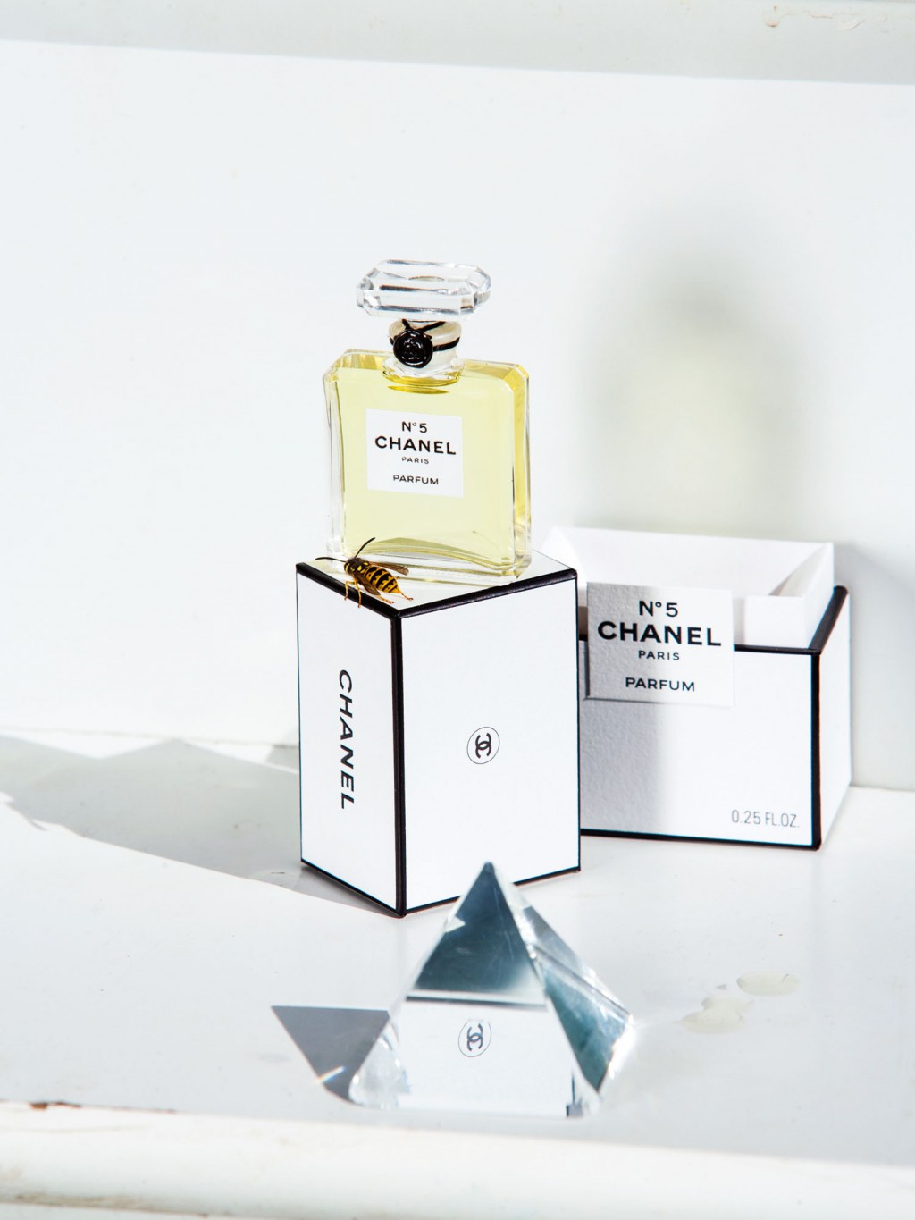 Roe Ethridge, “Chanel No.5 with Yellow Jacket”, 2009-2013