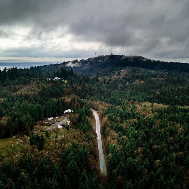 A bit of drama over Bowen Island 💨 Nothing like some interesting clouds and a moody landscape with a road heading into the horizon. This was from a day showing with @lushcosmetics for an upcoming campaign. Great place to visit and see a little slice