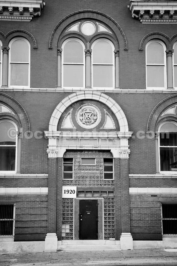 1920_Building_0079_BW.jpg