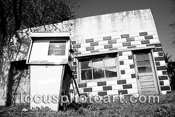 WEB Along Old Route 66 5140 BW.jpg