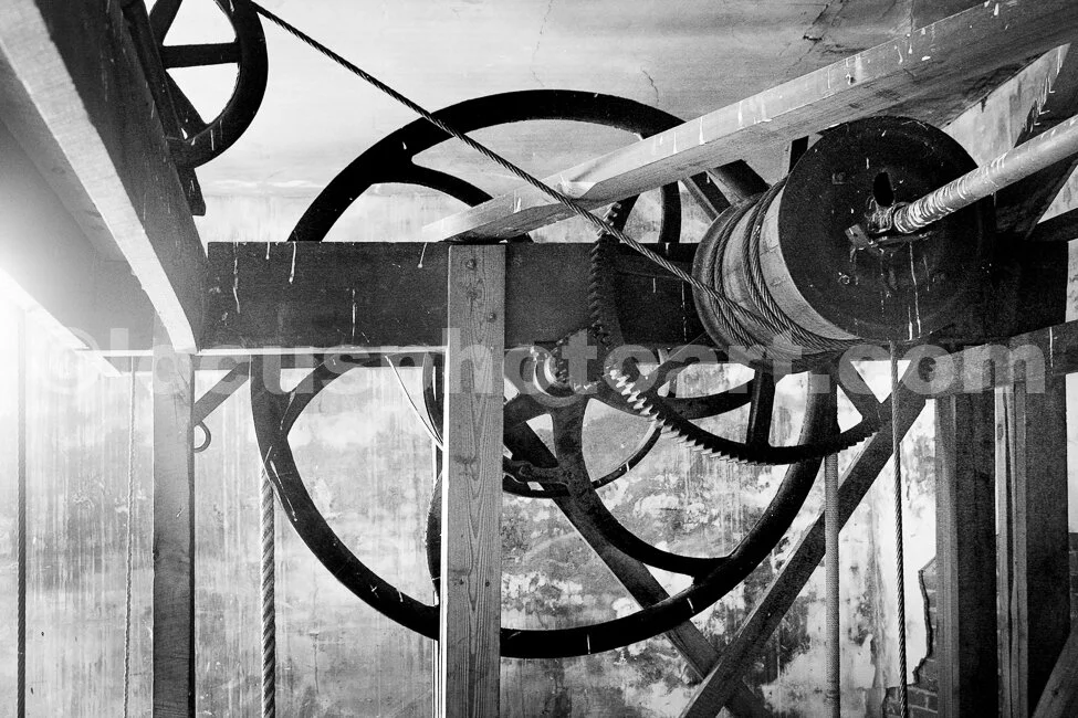 J15_Nineteenth_Century_Freight_Elevator_0447_BW.jpg