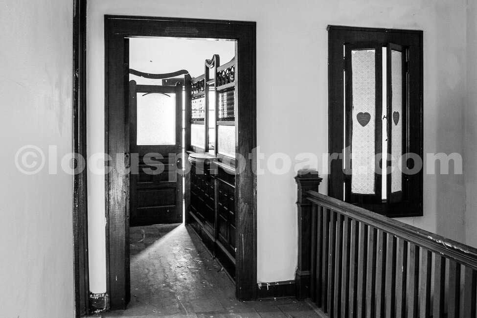 Welcome_to_the_Moose_Lodge_9753_BW.jpg