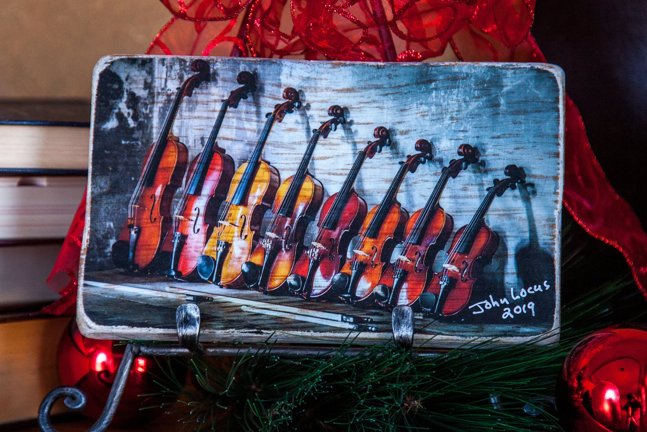 J19 Violins All in a Row 0281.jpg