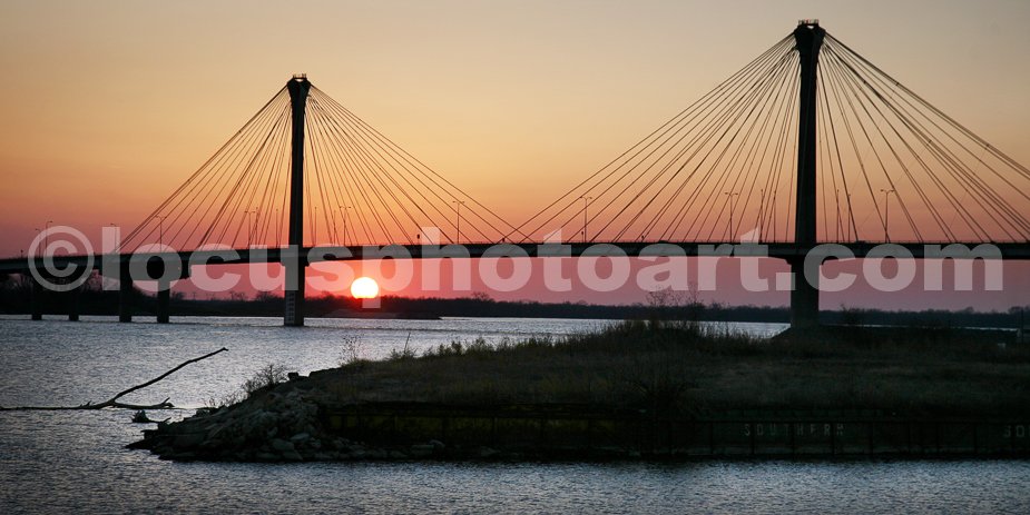Clark_Bridge_at_Sunset_4206.jpg