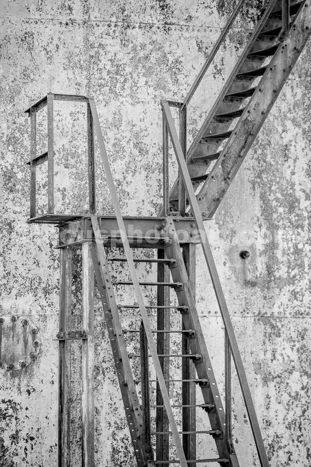 J23_Rusted_Iron_Stairs_2908_BW.jpg
