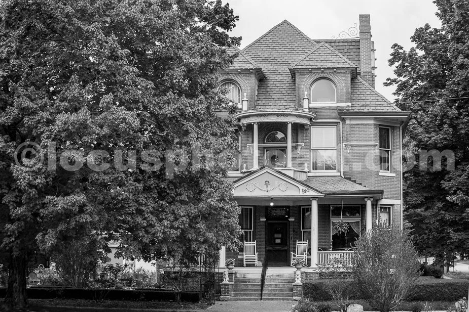 J19_A.C._Thomas_House_0198_BW.jpg