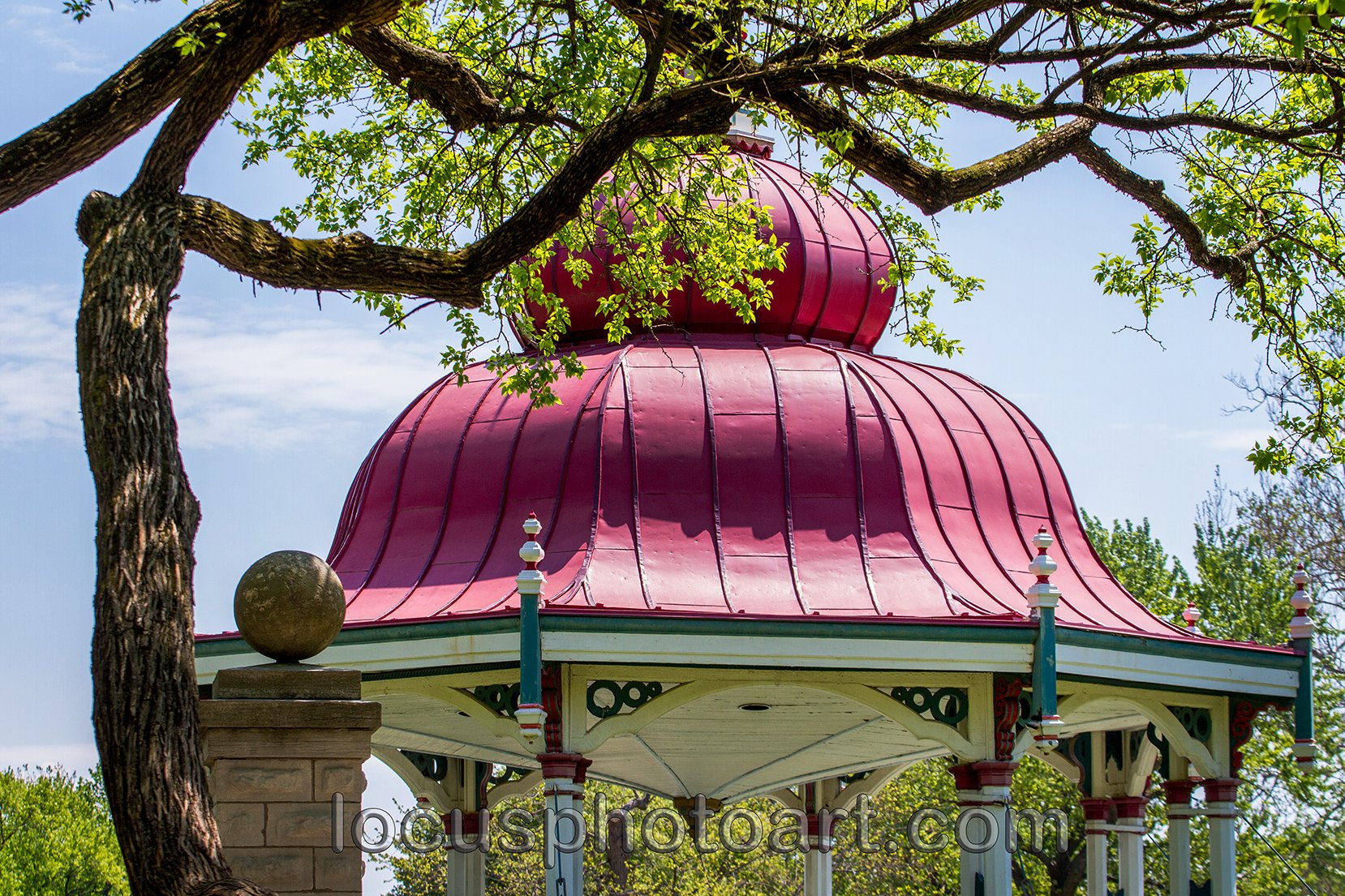 WEB J21 Fancy Bandstand 0480.jpg