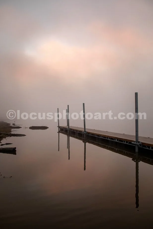 J24_Foggy_Sunrise_at_the_Grafton_Boatdock_1288.jpg