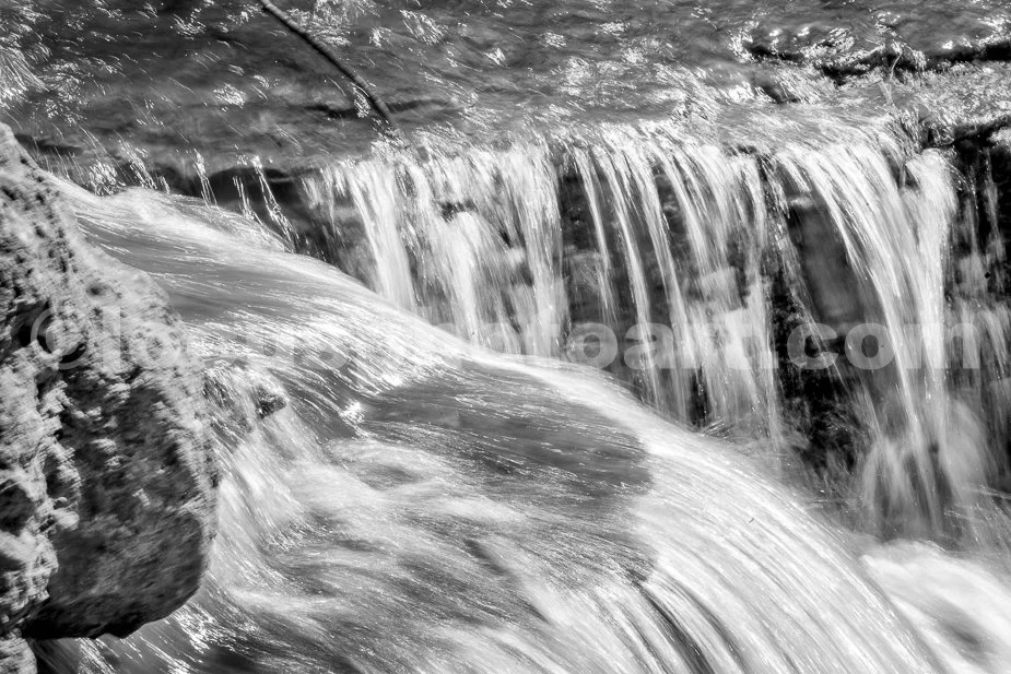J21_Below_the_Spillway_6703_BW.jpg