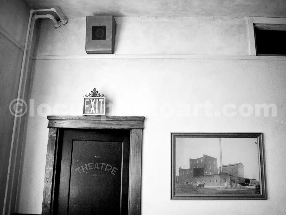 Theatre_Exit_9202_BW.jpg