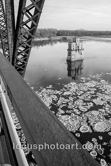 WEB J18 Ice Under the Bridge 8781 BW.jpg