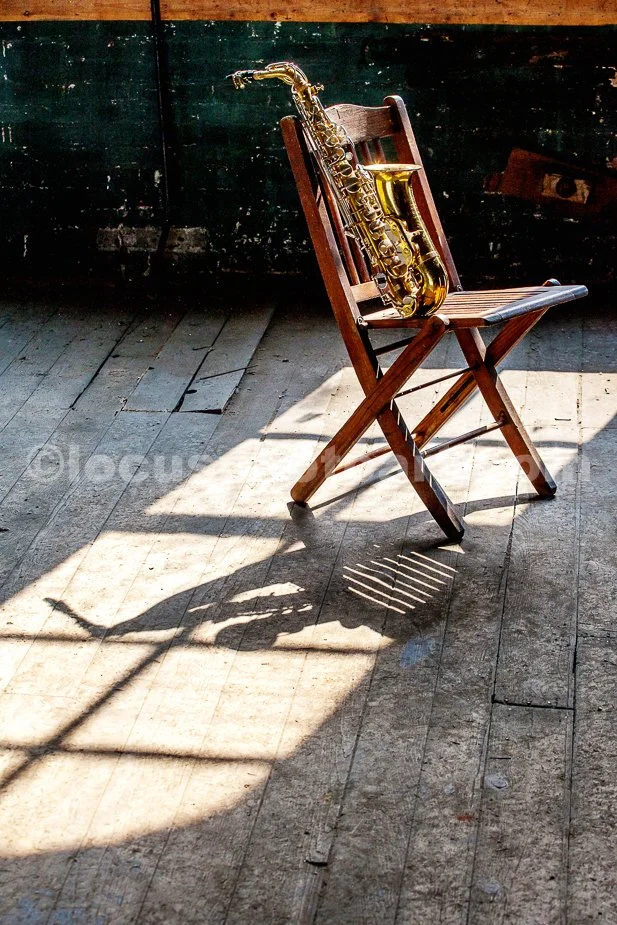 J21_Sax_in_a_Chair_5086.jpg