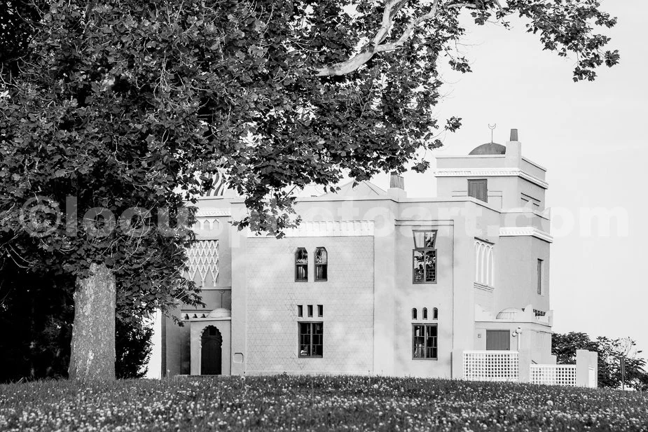 J19_View_from_the_East_at_Villa_Kathrine_9471_BW.jpg