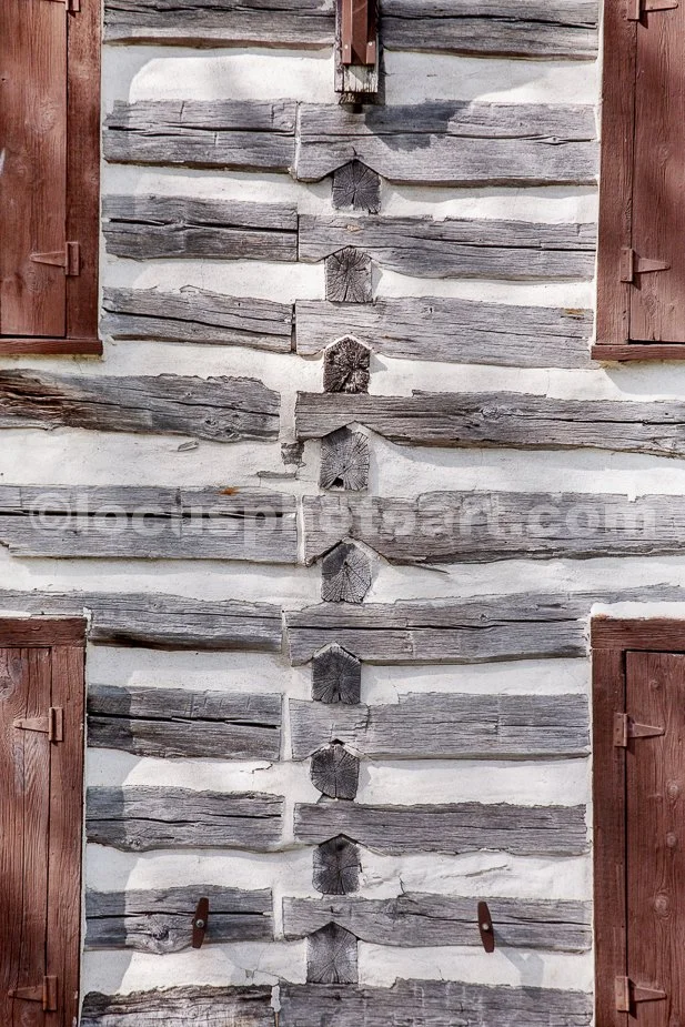 J16_Log_Cabin_Cross_Pattern_3091.jpg