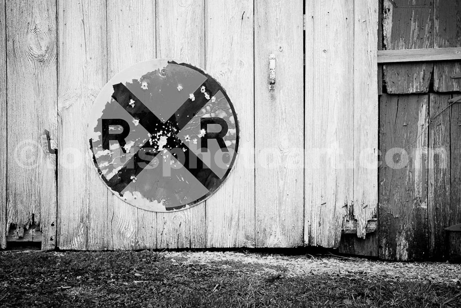 RR_Crossing_Sign_7765_BW.jpg