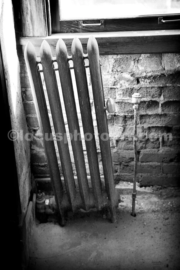 Restroom_Radiator_on_the_Third_Floor_8988_BW.jpg