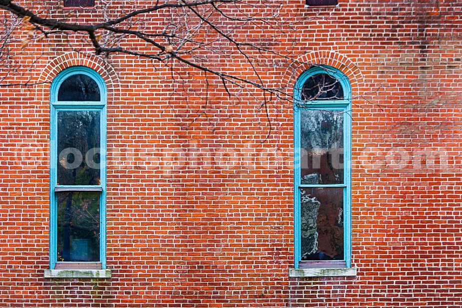 J19_Arched_Windows_at_the_Granary_5688.jpg