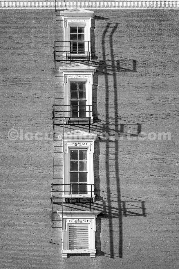 J18_Windows_and_Shadows_0591_BW.jpg