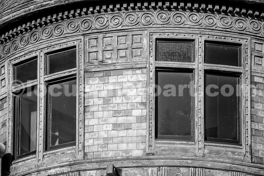 J18_Windows_in_the_Turret_0170_BW.jpg