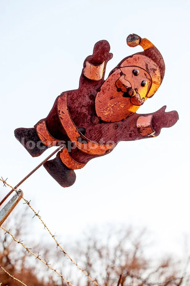 J20_Rusty_Santa_on_a_Stick_2020_1797.jpg
