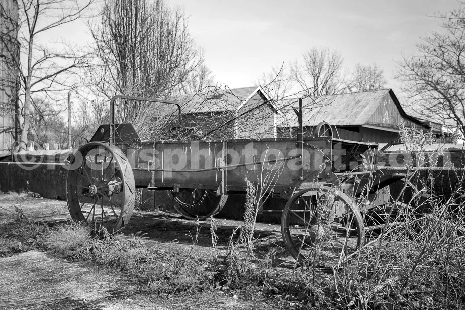 J21_Spreader_and_Barns_0985_BW.jpg