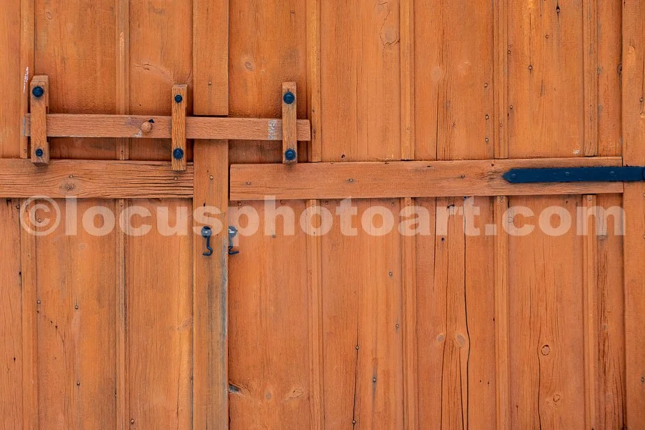 J25_Carriage_House_Doors_1788.jpg
