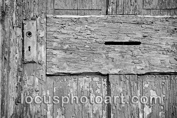 Red Door with Mail Slot 9631 BW FB.jpg