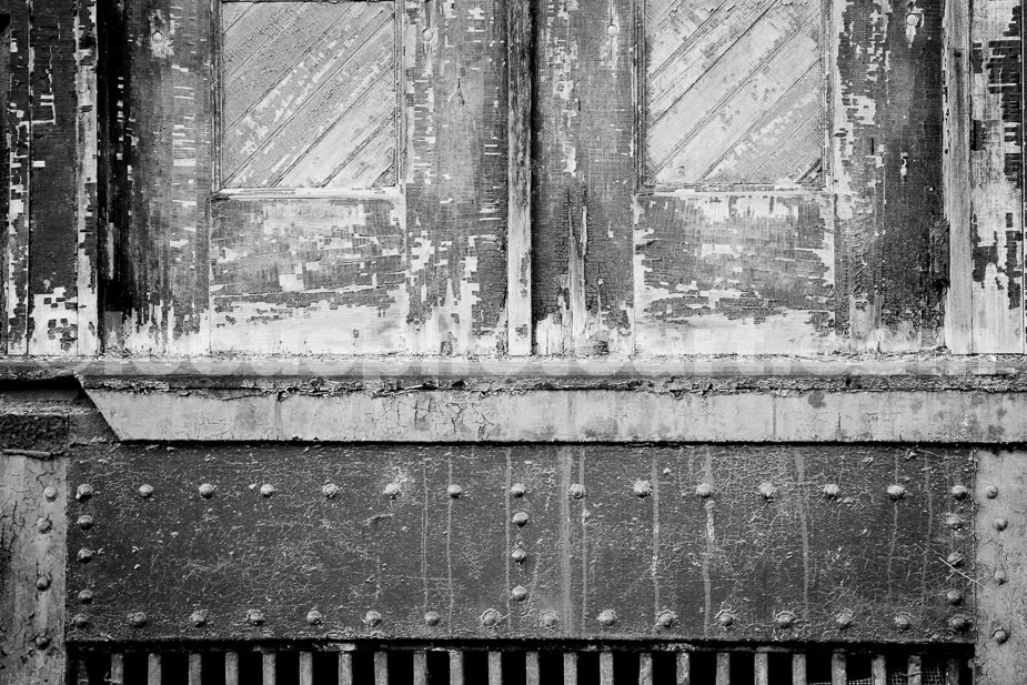Rust_Peeling_Paint_9330_BW_cc.jpg