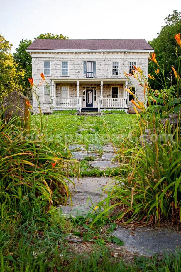 J24_Pathway_to_the_Eldred_House_9576.jpg