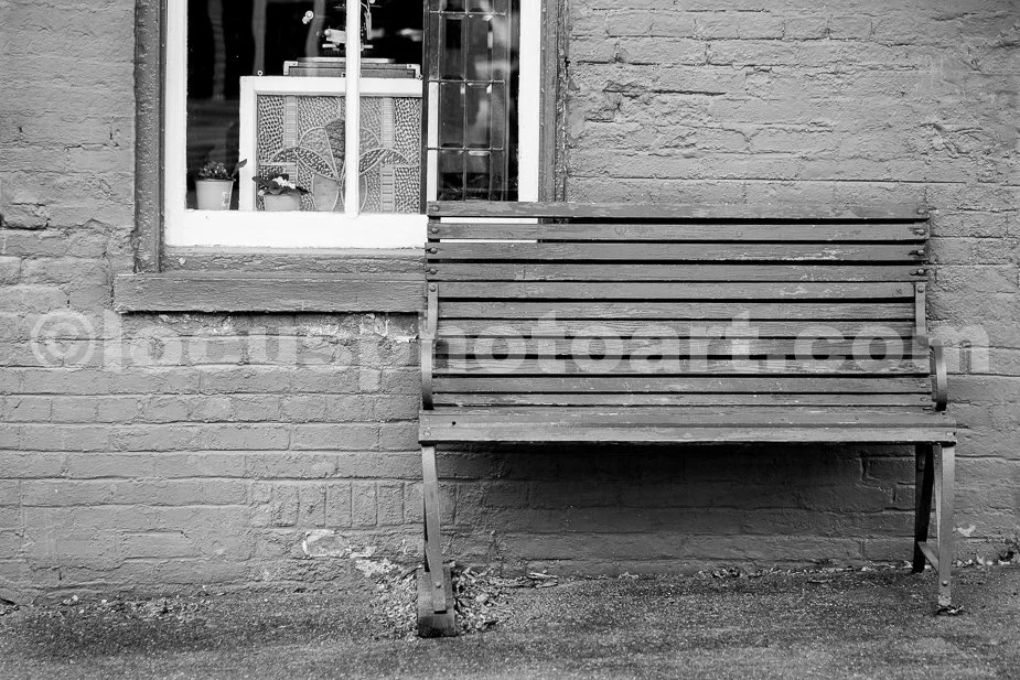 J19_Bench_by_the_Window_0063_BW.jpg