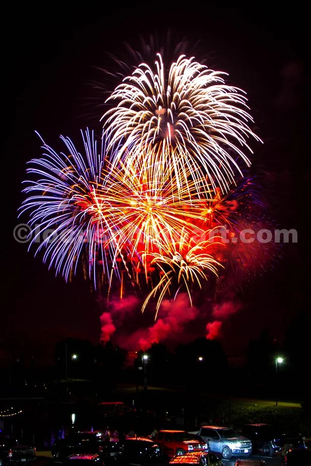 J23_Fireworks_07-03-23_0258.jpg
