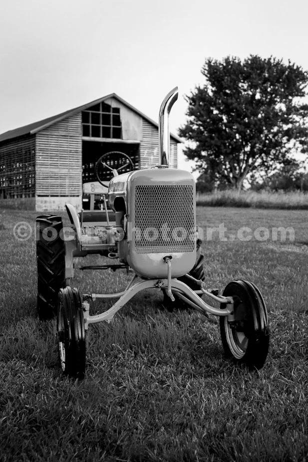 J23_Hand_Crank_Allis_Chalmers_2349_BW.jpg