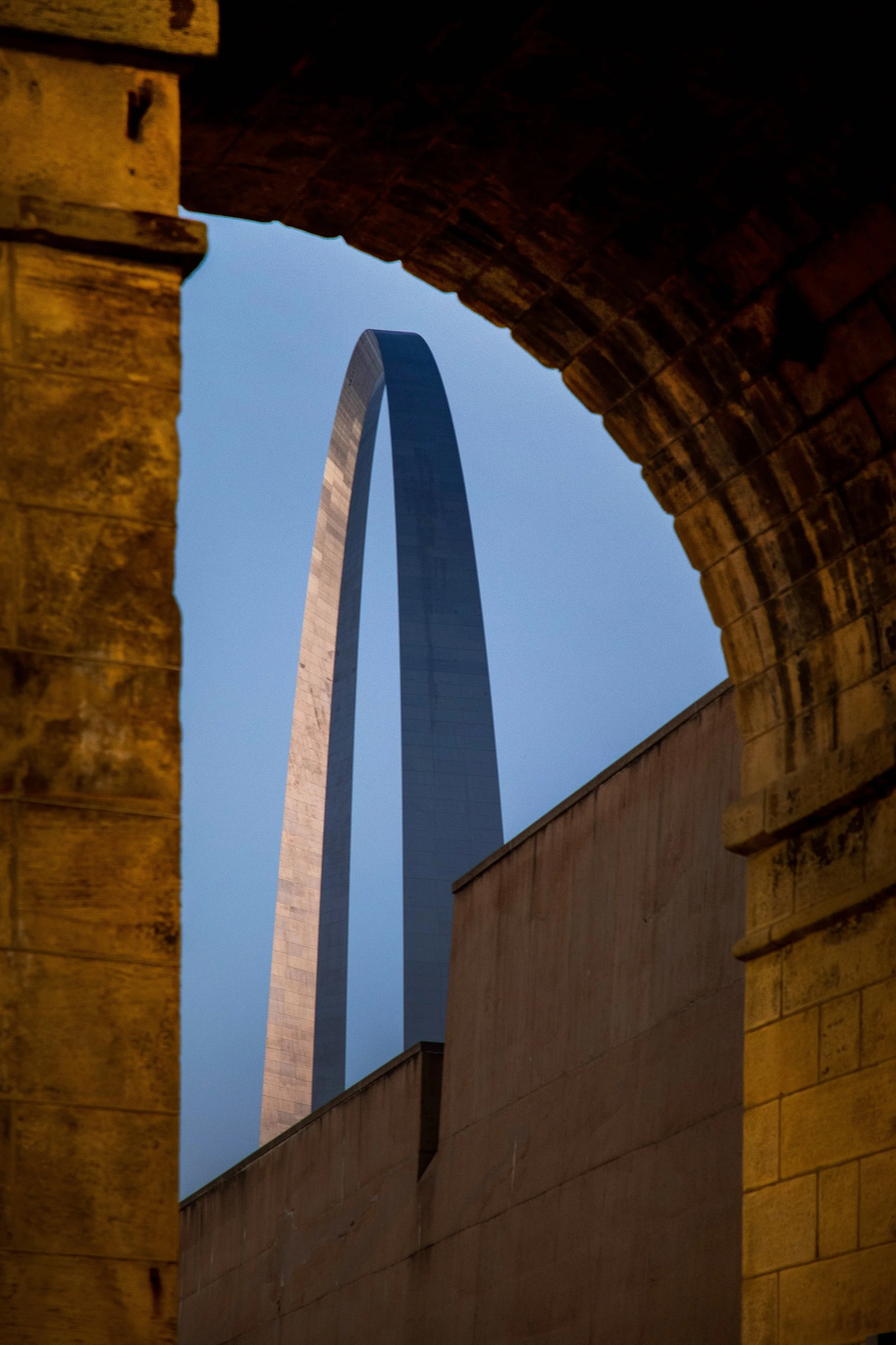 J24 Arch Viewed Through the Eads Bridge7522 FB.jpg